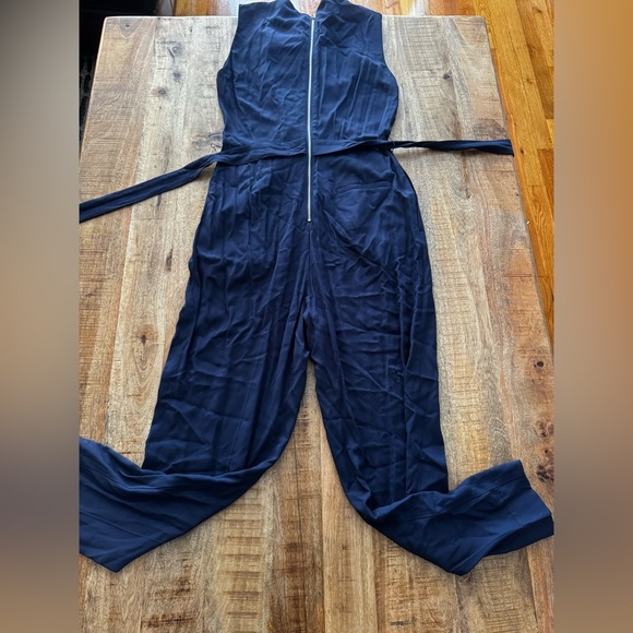 H&M Navy blue faux Wrap Jumpsuit belted belt exposed back zipper sz 10 NWOT - Picture 2 of 8